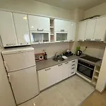 Hanna Apatment דירה *