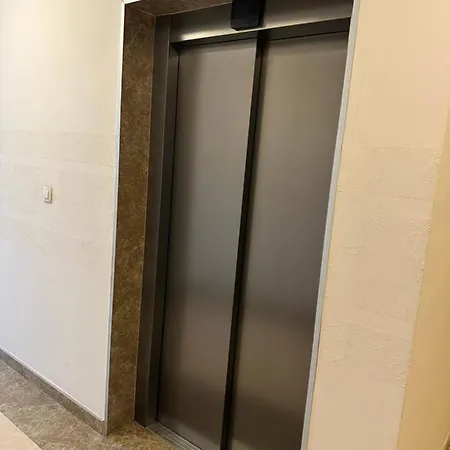 Hanna Apatment * 波德戈里察