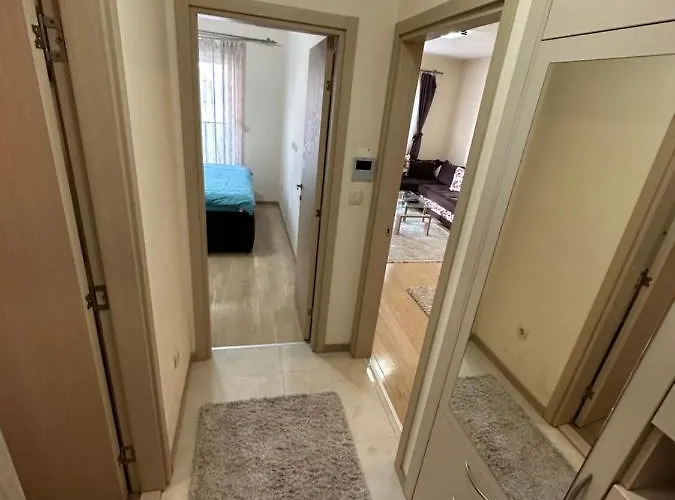 Hanna Apatment * Podgoriçe