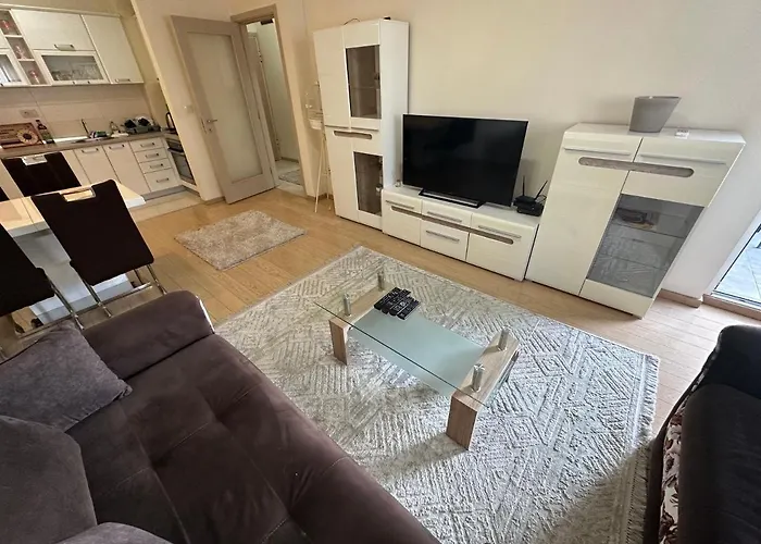 Hanna Apatment Podgoriçe